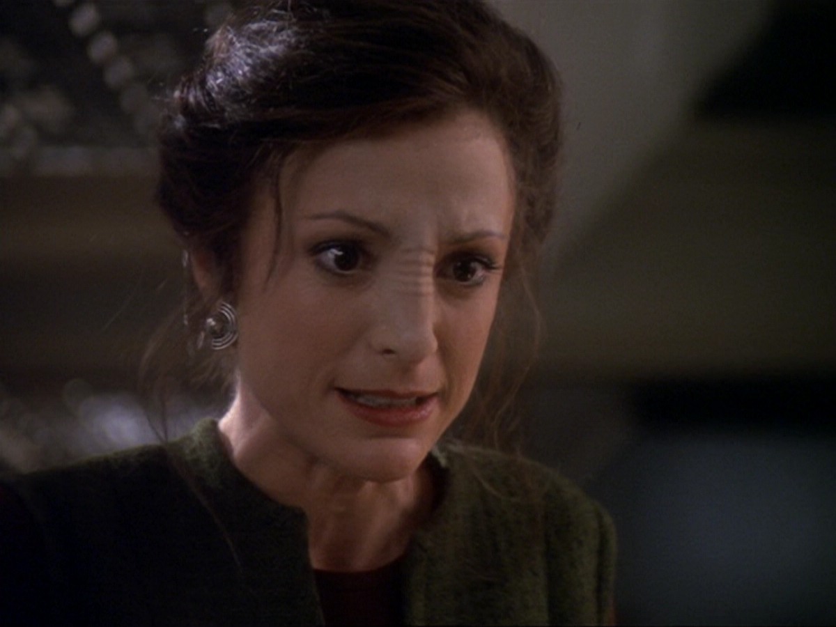 extant_StarTrek_DS9_6x17-WrongsDarkerThanDeathOrNight_3604.jpg