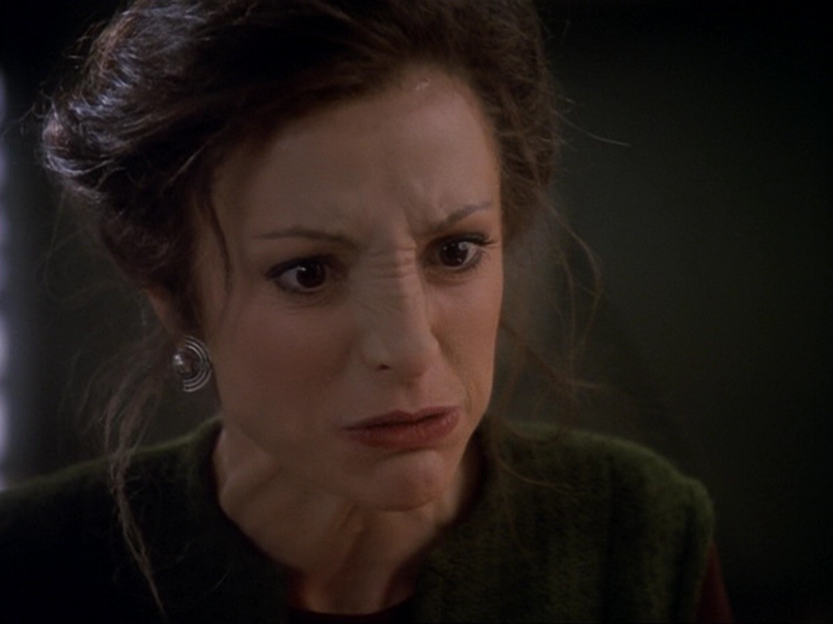 extant_StarTrek_DS9_6x17-WrongsDarkerThanDeathOrNight_3625.jpg
