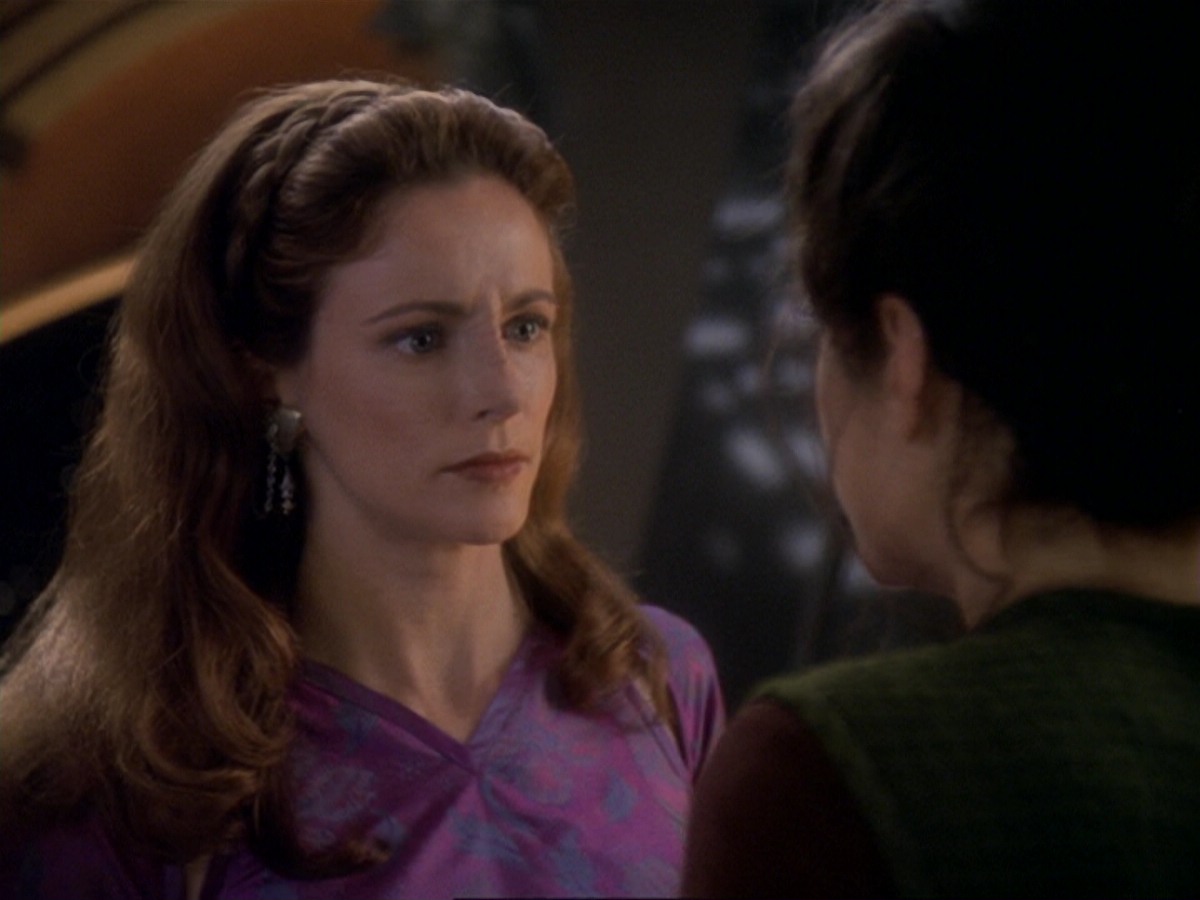 extant_StarTrek_DS9_6x17-WrongsDarkerThanDeathOrNight_3676.jpg