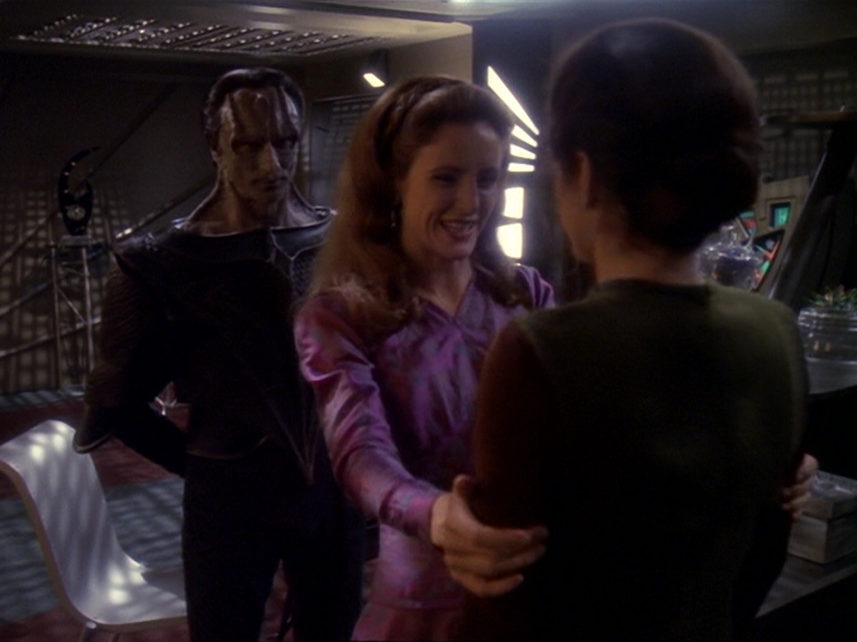 extant_StarTrek_DS9_6x17-WrongsDarkerThanDeathOrNight_4007.jpg
