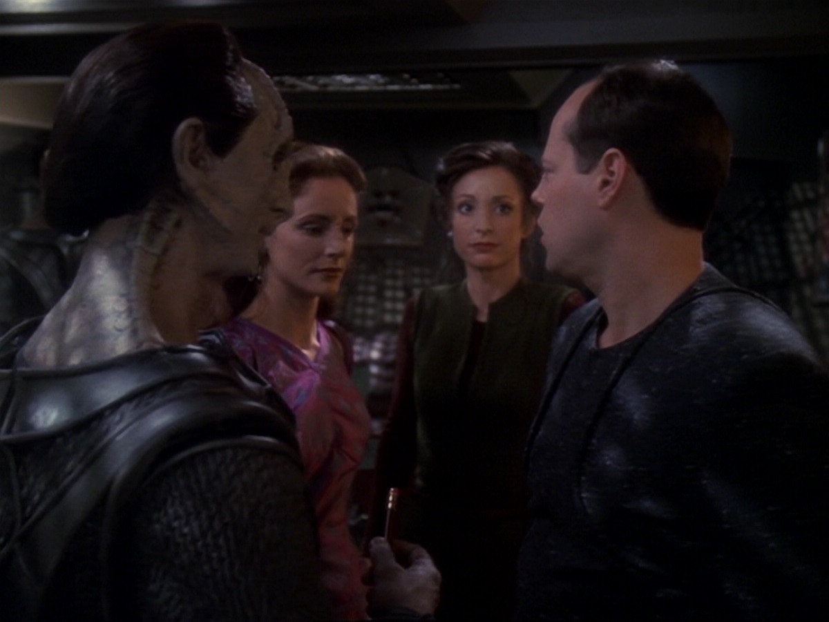 extant_StarTrek_DS9_6x17-WrongsDarkerThanDeathOrNight_4032.jpg