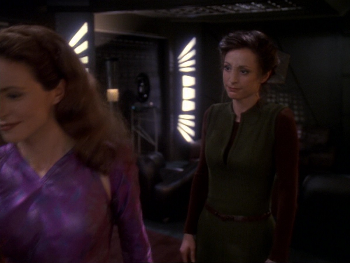 extant_StarTrek_DS9_6x17-WrongsDarkerThanDeathOrNight_4088.jpg