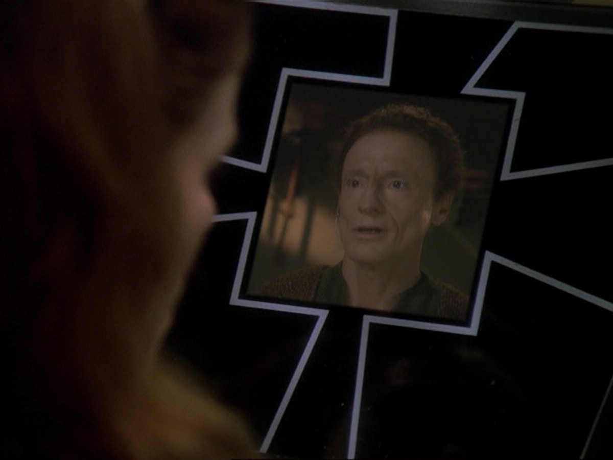 extant_StarTrek_DS9_6x17-WrongsDarkerThanDeathOrNight_4183.jpg