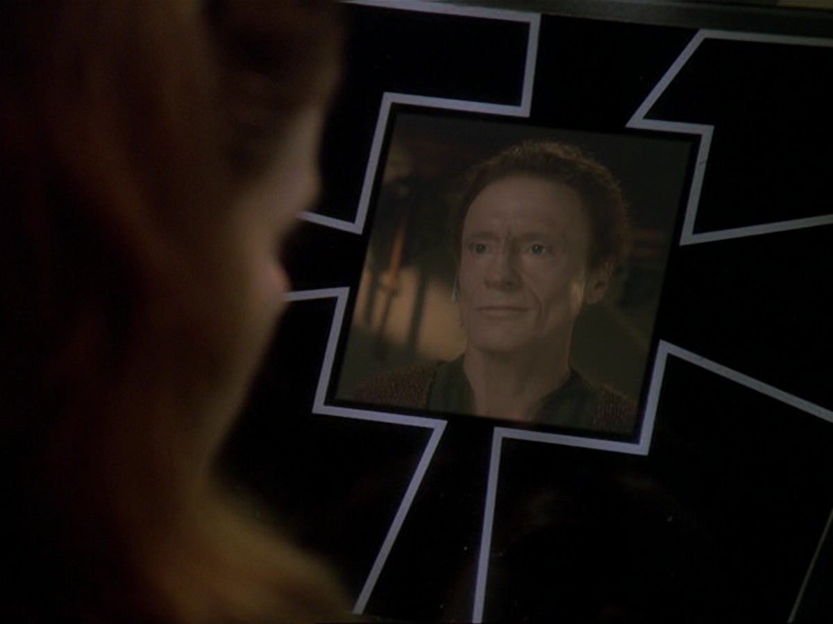 extant_StarTrek_DS9_6x17-WrongsDarkerThanDeathOrNight_4194.jpg