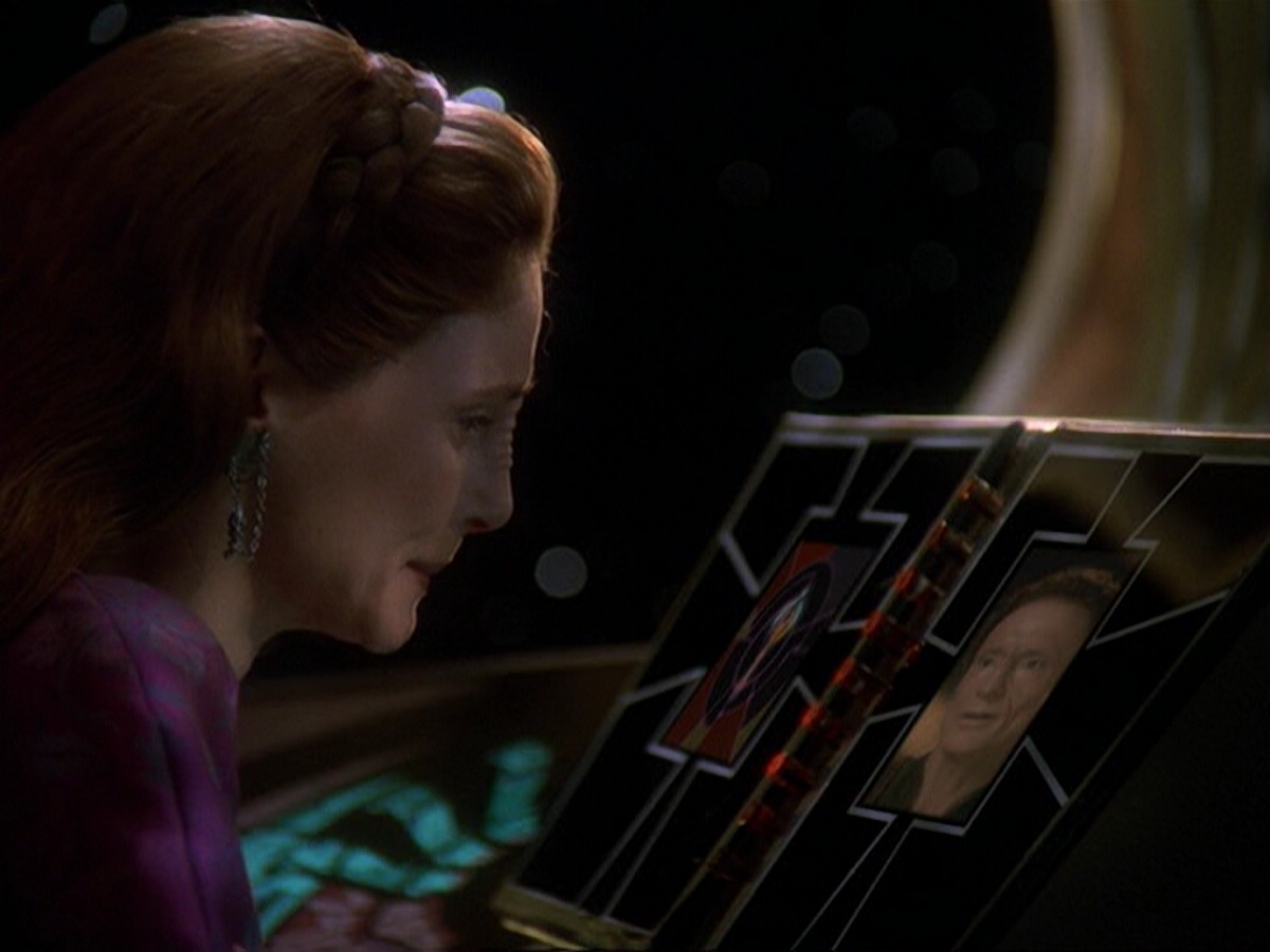 extant_StarTrek_DS9_6x17-WrongsDarkerThanDeathOrNight_4233.jpg