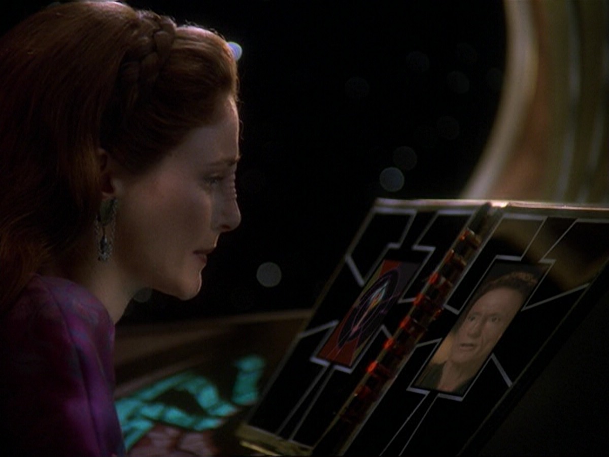 extant_StarTrek_DS9_6x17-WrongsDarkerThanDeathOrNight_4236.jpg