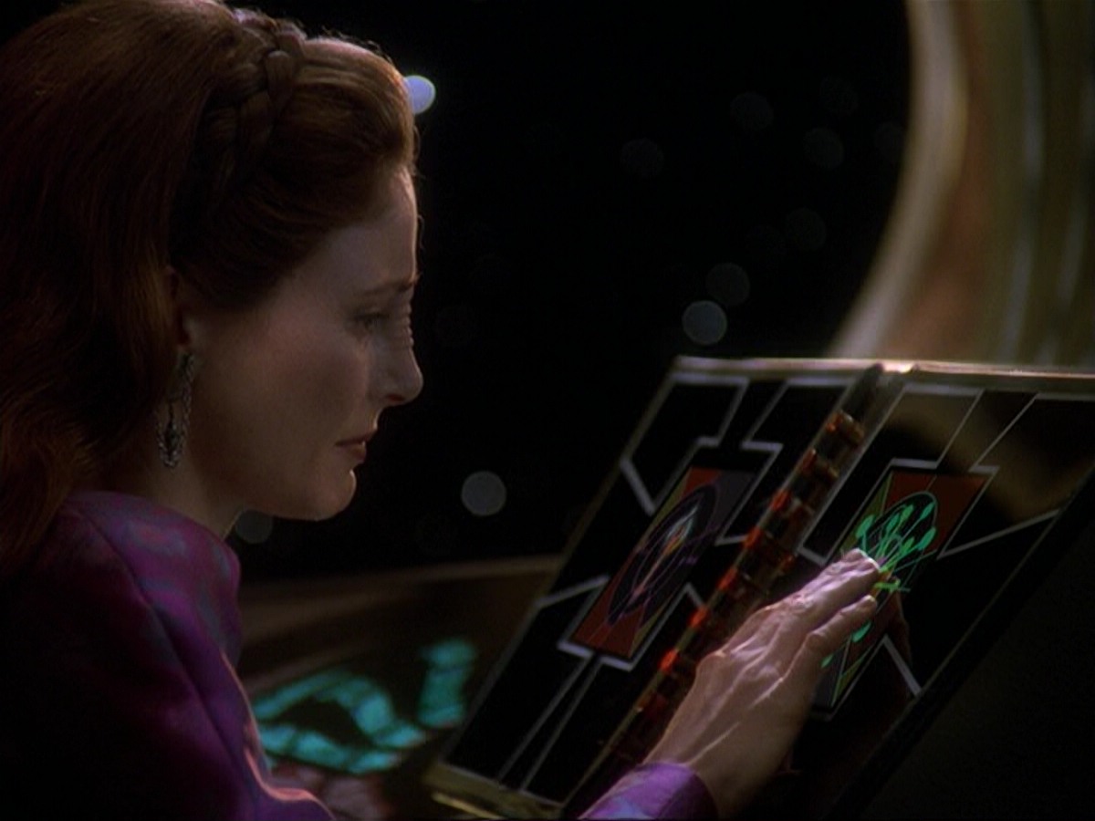 extant_StarTrek_DS9_6x17-WrongsDarkerThanDeathOrNight_4258.jpg