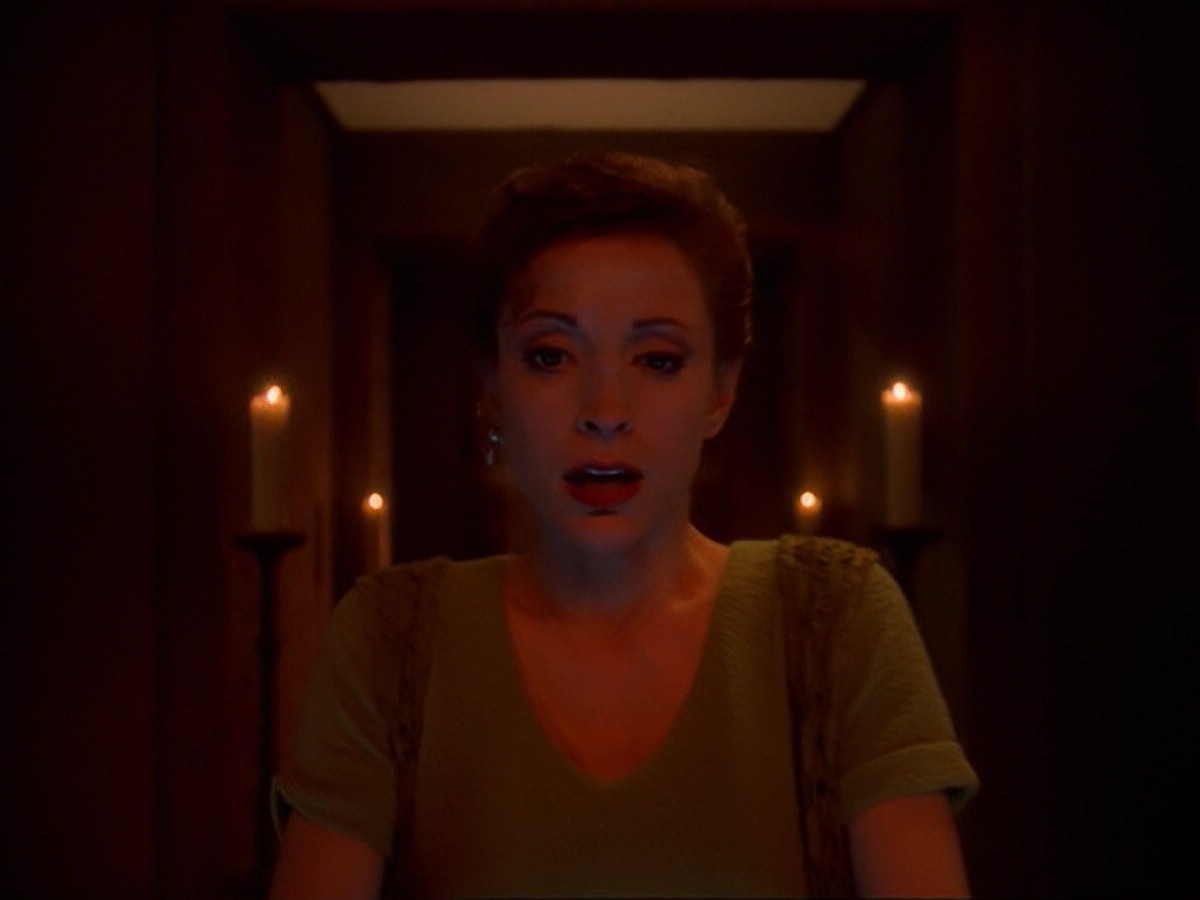 extant_StarTrek_DS9_6x17-WrongsDarkerThanDeathOrNight_4320.jpg