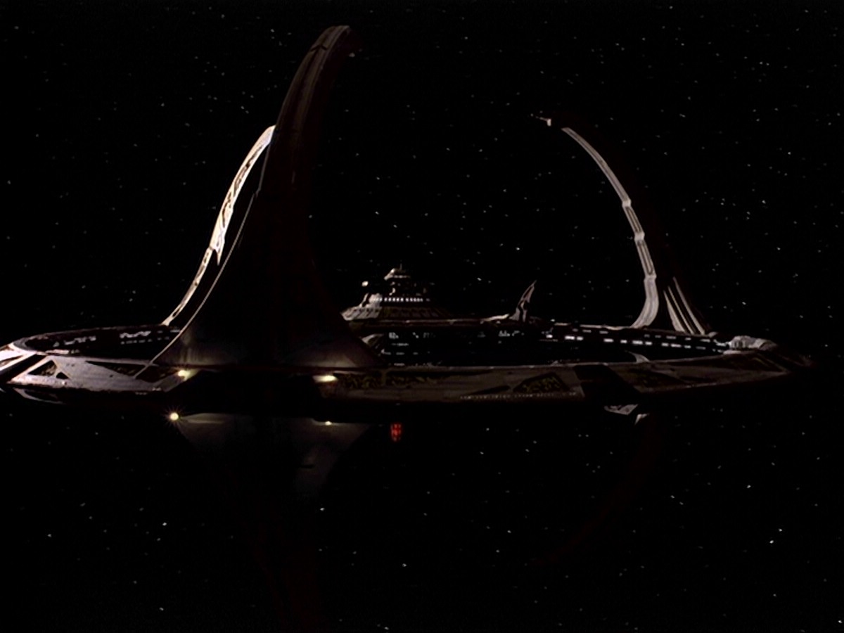 extant_StarTrek_DS9_6x17-WrongsDarkerThanDeathOrNight_4526.jpg