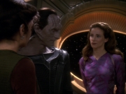 extant_StarTrek_DS9_6x17-WrongsDarkerThanDeathOrNight_3479.jpg