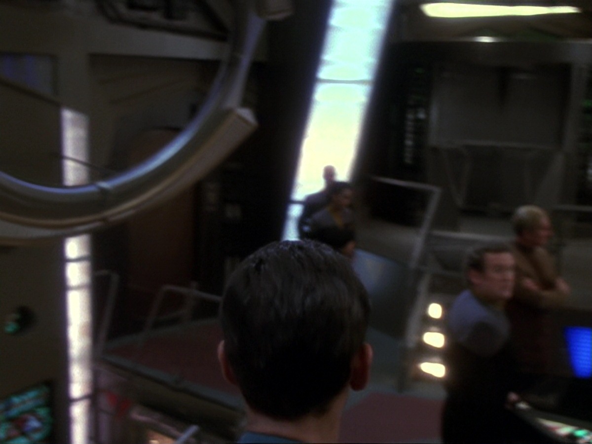 extant_StarTrek_DS9_6x18-Inquisition_0244.jpg