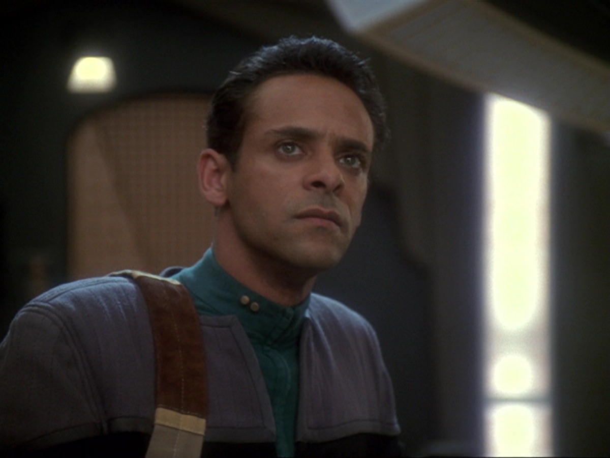 extant_StarTrek_DS9_6x18-Inquisition_0308.jpg
