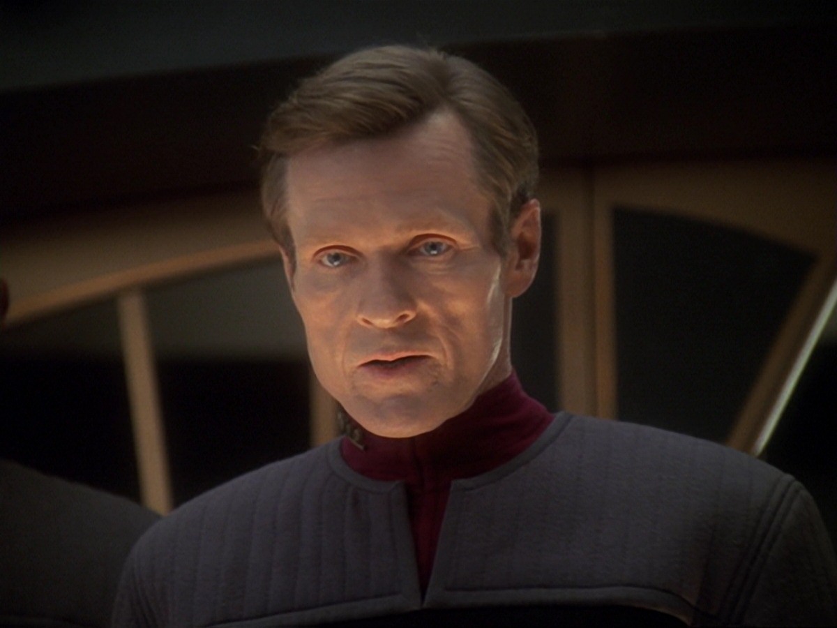 extant_StarTrek_DS9_6x18-Inquisition_0373.jpg