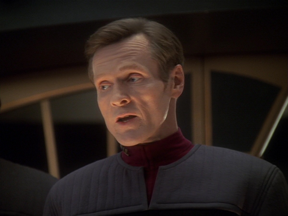 extant_StarTrek_DS9_6x18-Inquisition_0379.jpg