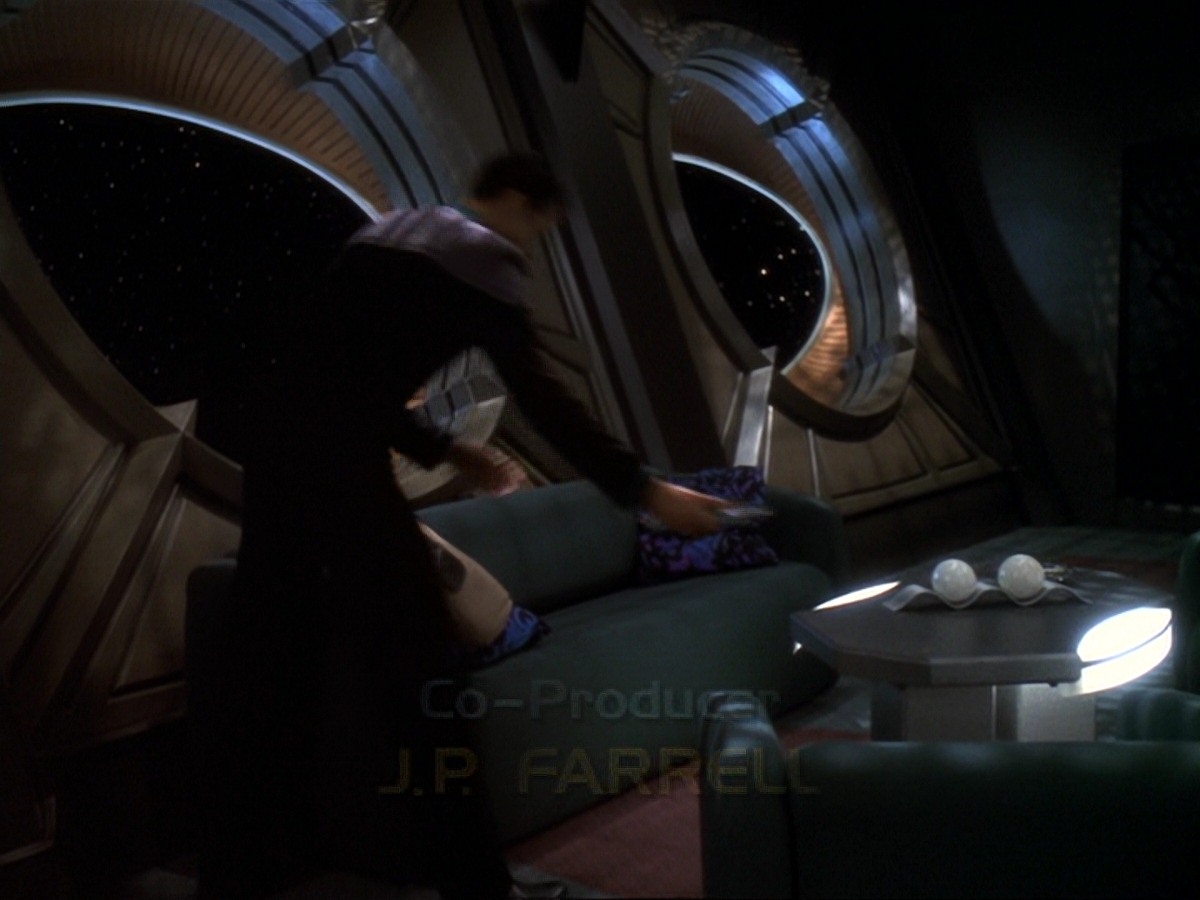 extant_StarTrek_DS9_6x18-Inquisition_0611.jpg