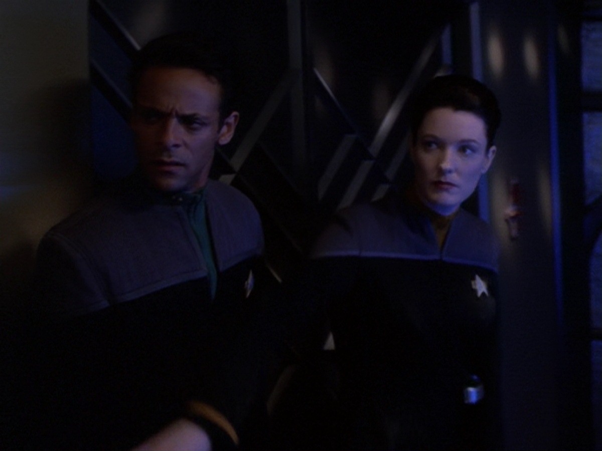 extant_StarTrek_DS9_6x18-Inquisition_0673.jpg