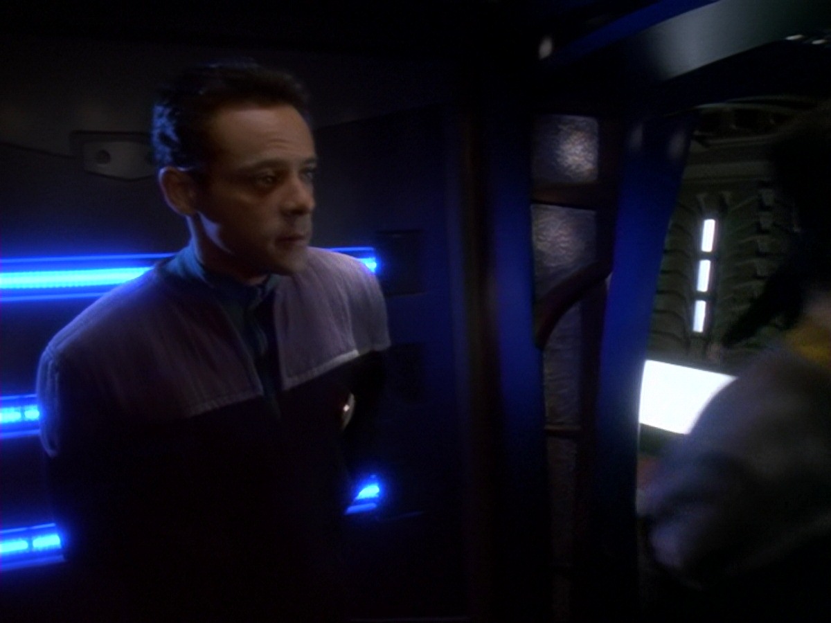 extant_StarTrek_DS9_6x18-Inquisition_0687.jpg