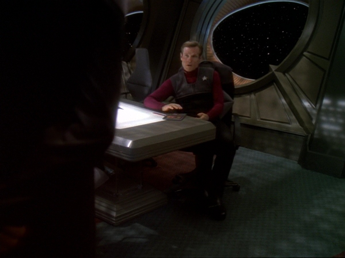 extant_StarTrek_DS9_6x18-Inquisition_0710.jpg