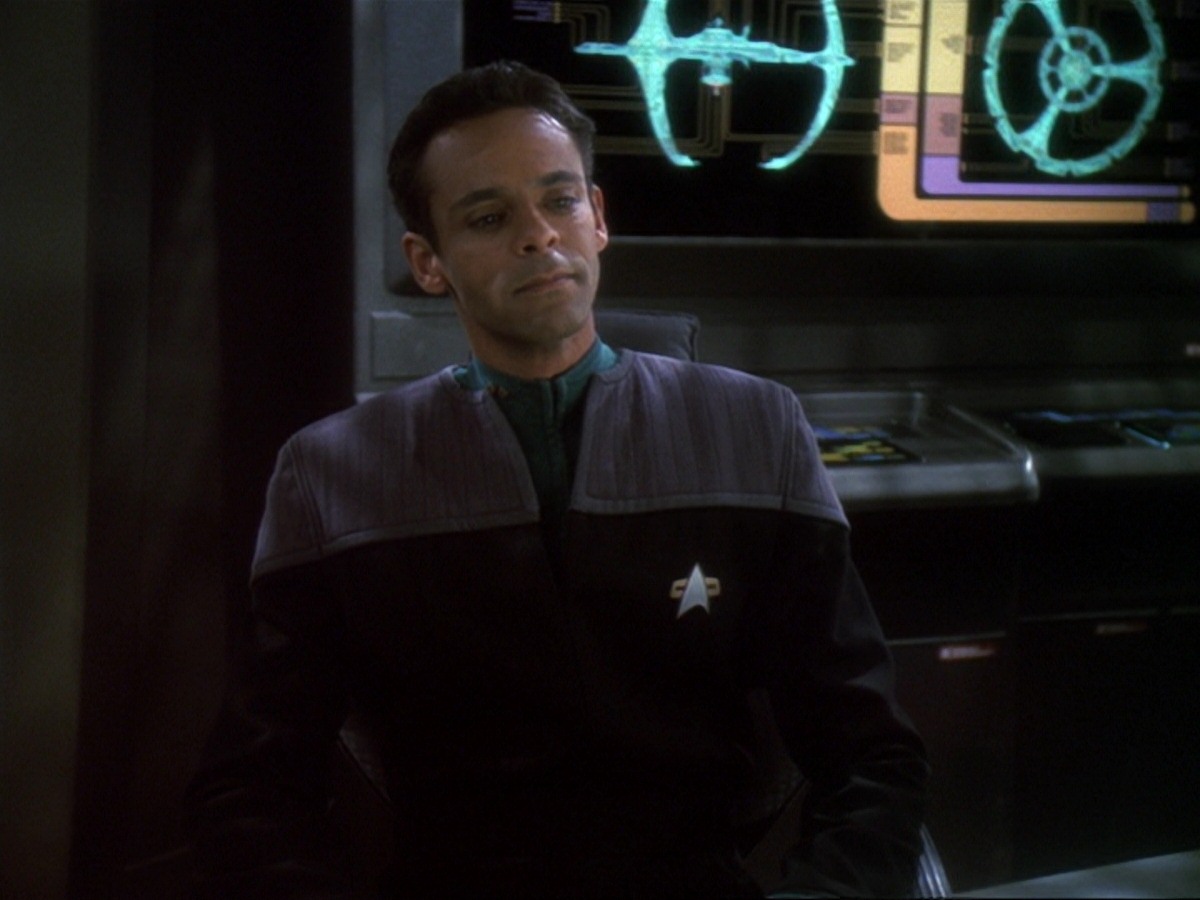 extant_StarTrek_DS9_6x18-Inquisition_0795.jpg