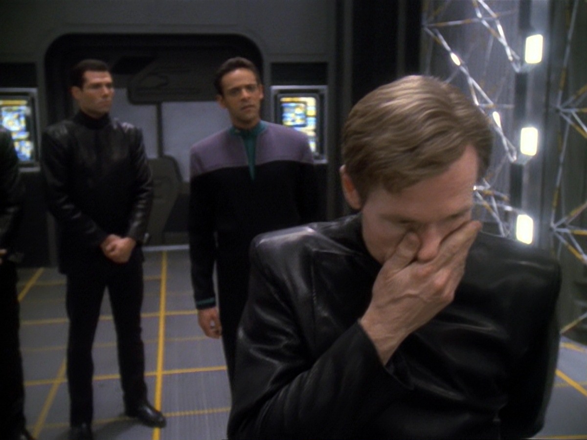 extant_StarTrek_DS9_6x18-Inquisition_3464.jpg