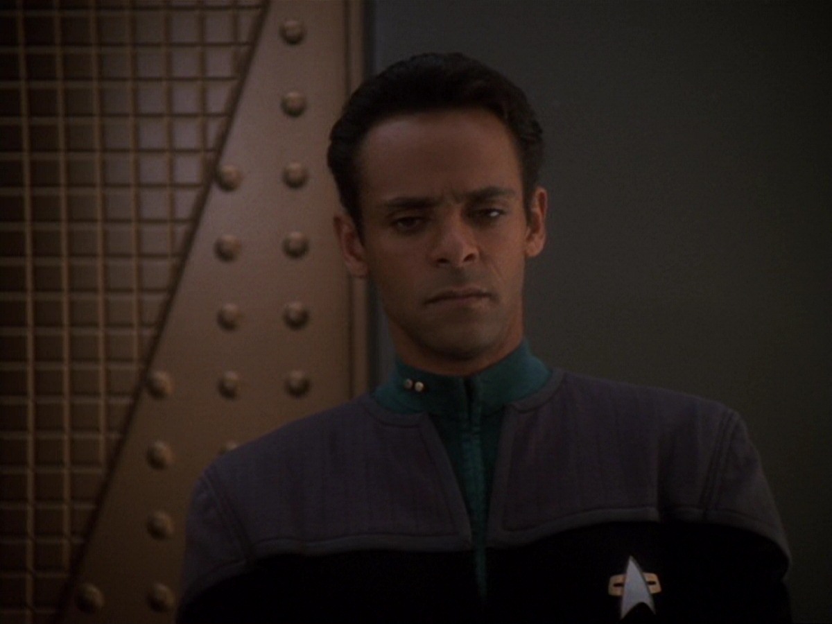 extant_StarTrek_DS9_6x18-Inquisition_3723.jpg