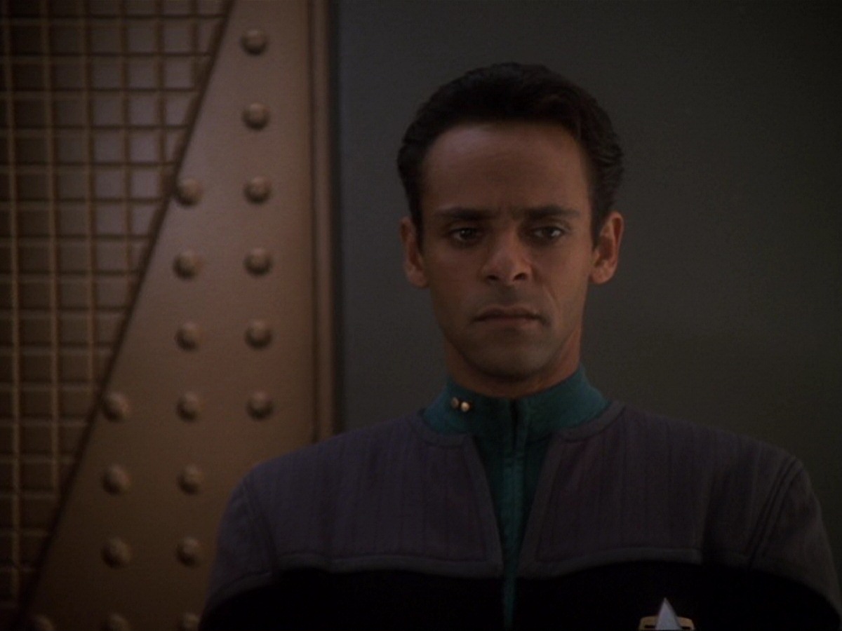 extant_StarTrek_DS9_6x18-Inquisition_3744.jpg