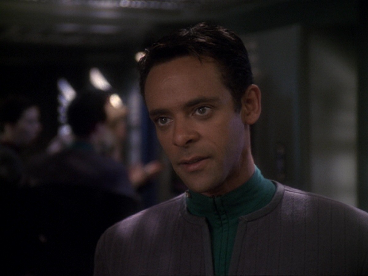 extant_StarTrek_DS9_6x19-InThePaleMoonlight_0201.jpg