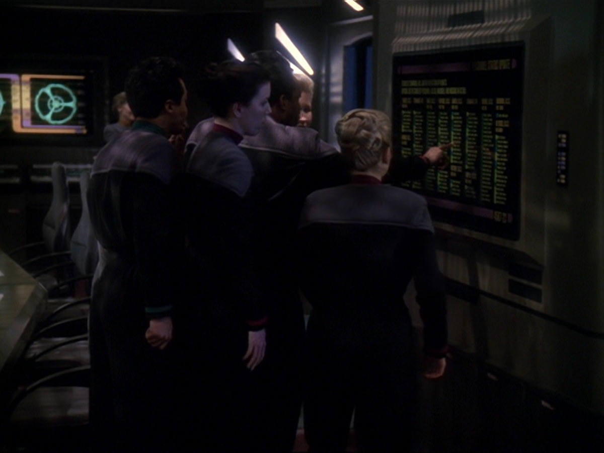 extant_StarTrek_DS9_6x19-InThePaleMoonlight_0215.jpg
