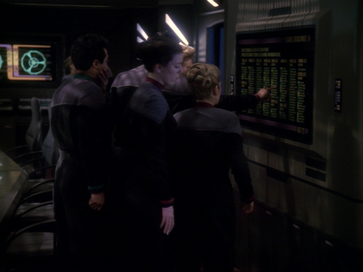 extant_StarTrek_DS9_6x19-InThePaleMoonlight_0216.jpg