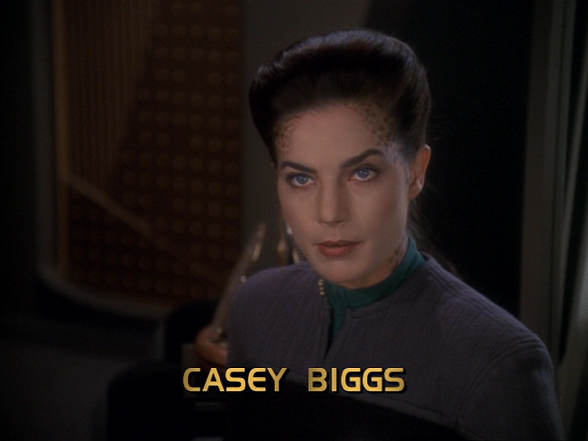 extant_StarTrek_DS9_6x19-InThePaleMoonlight_0431.jpg