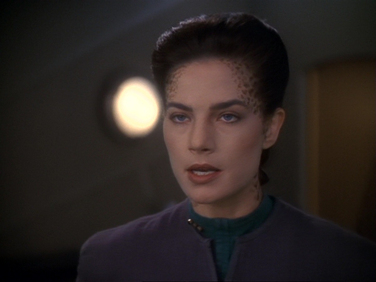 extant_StarTrek_DS9_6x19-InThePaleMoonlight_0501.jpg