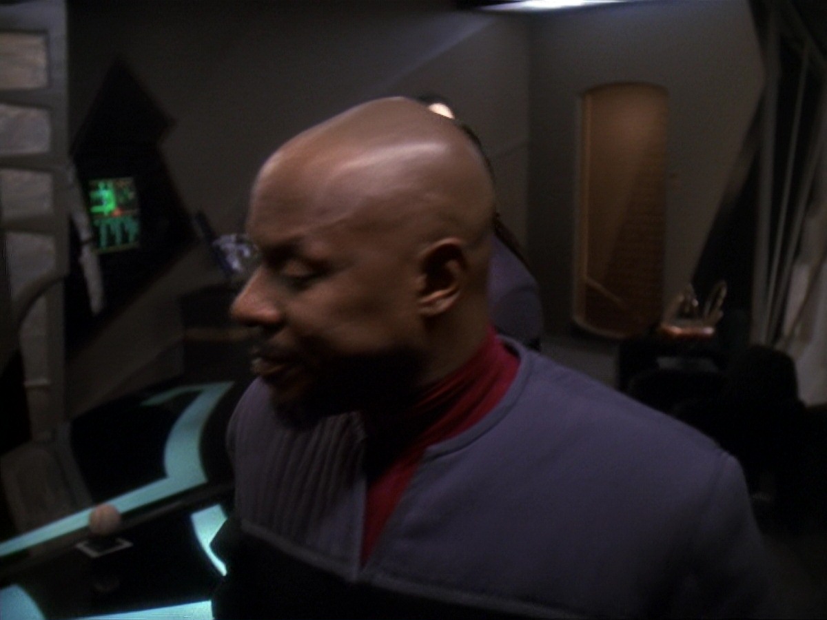 extant_StarTrek_DS9_6x19-InThePaleMoonlight_0535.jpg
