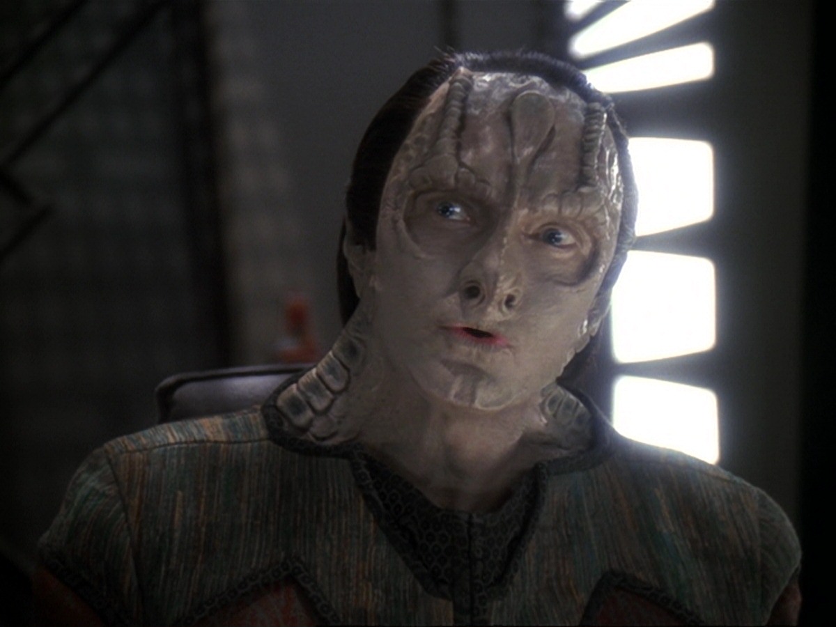 extant_StarTrek_DS9_6x19-InThePaleMoonlight_0636.jpg