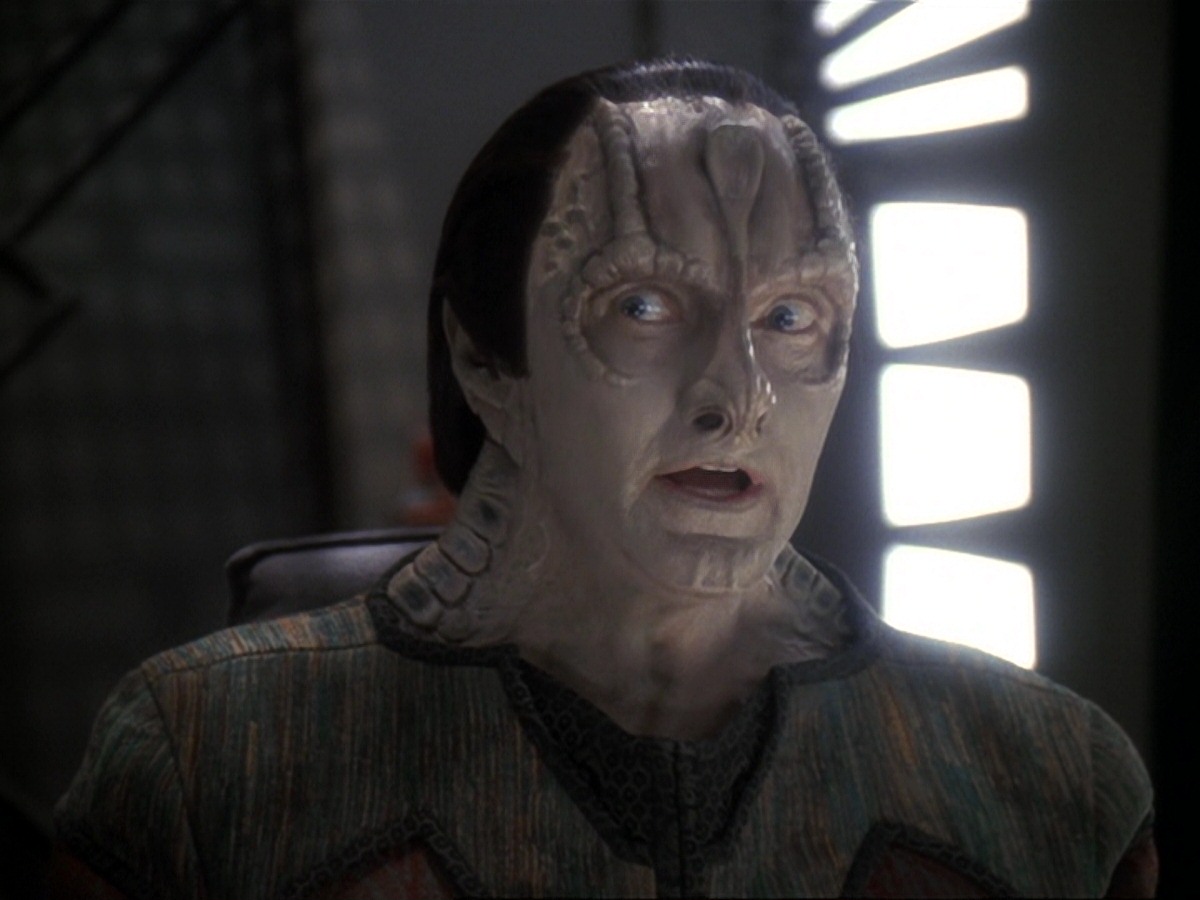 extant_StarTrek_DS9_6x19-InThePaleMoonlight_0648.jpg