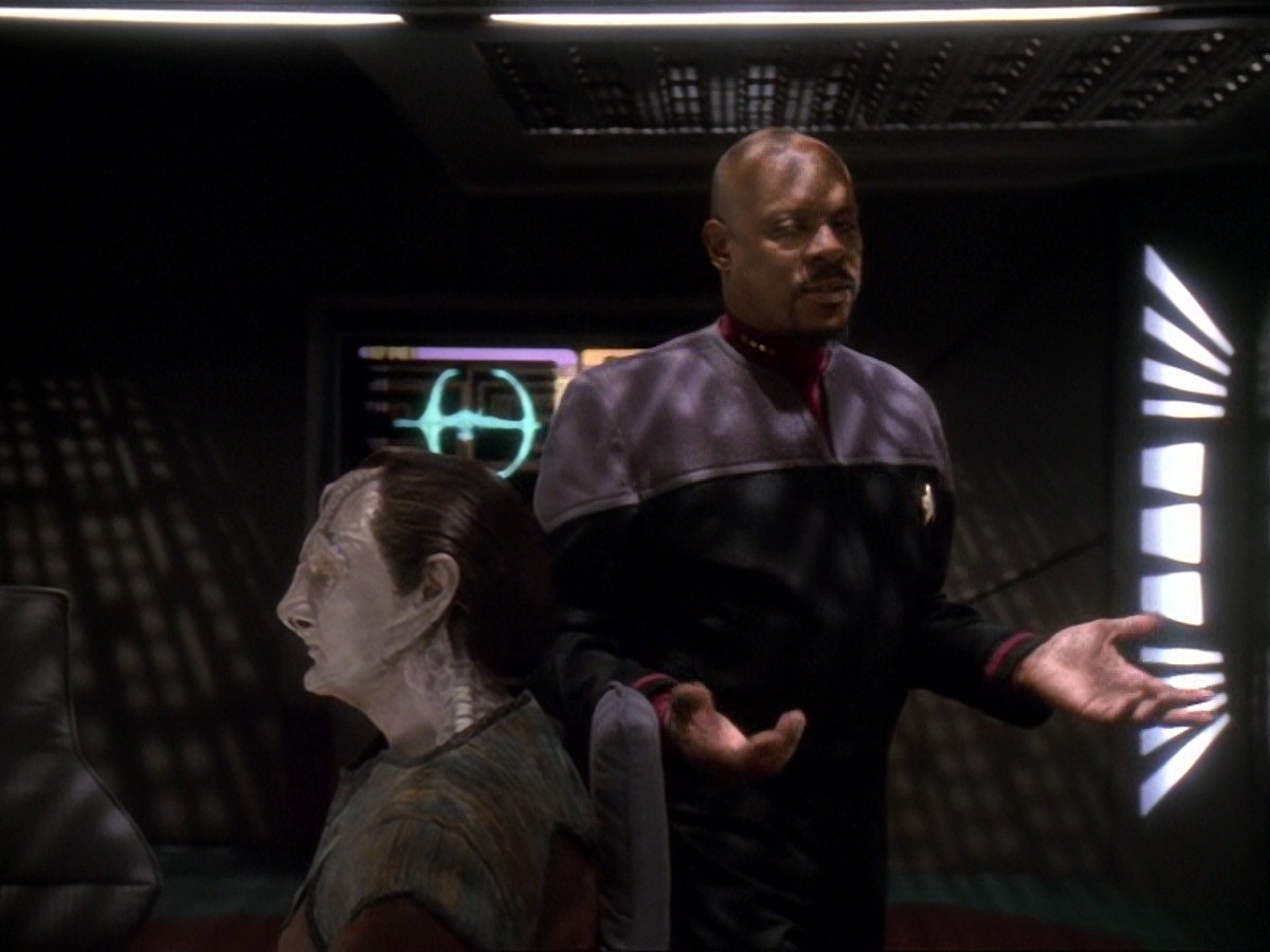 extant_StarTrek_DS9_6x19-InThePaleMoonlight_0659.jpg