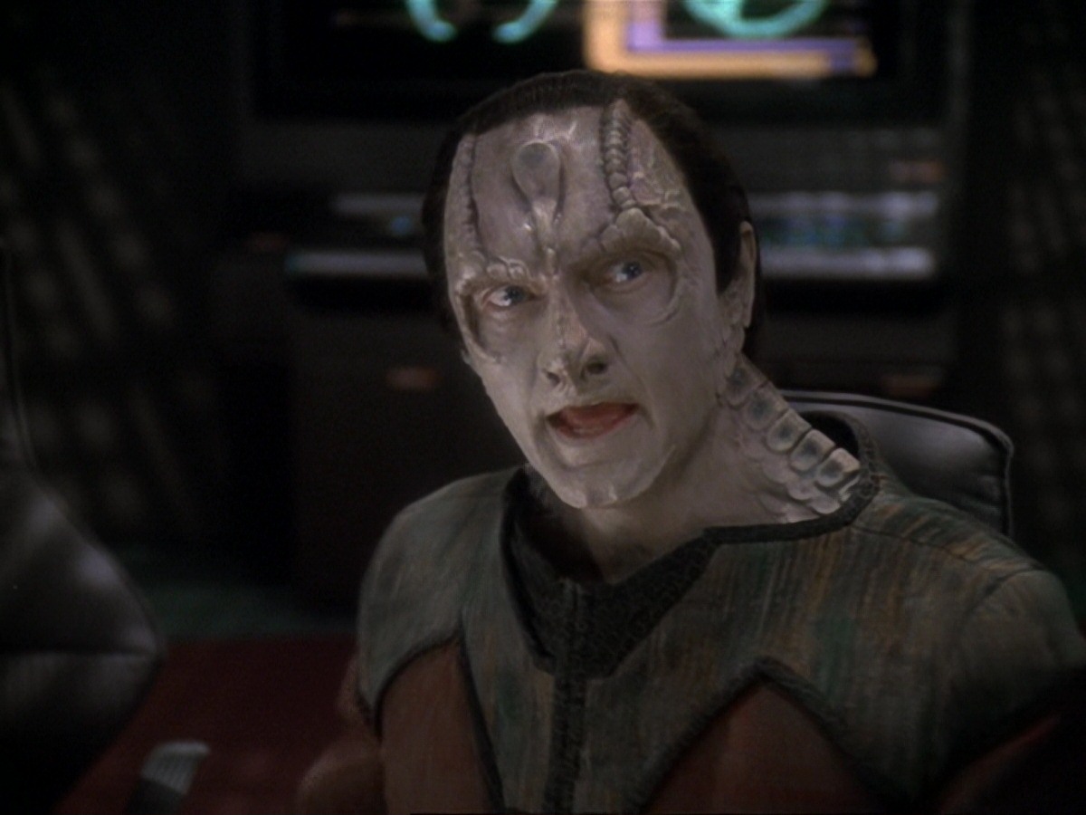 extant_StarTrek_DS9_6x19-InThePaleMoonlight_0708.jpg