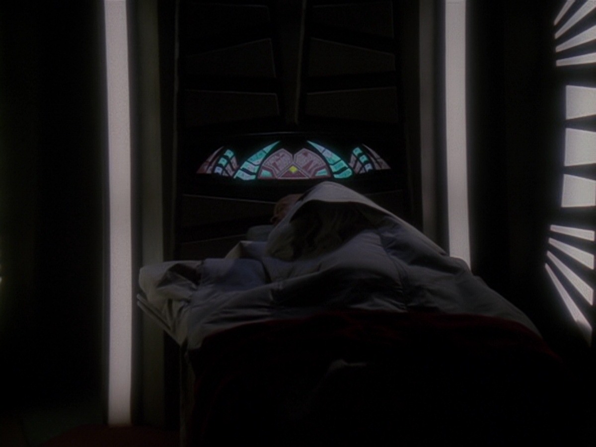 extant_StarTrek_DS9_6x19-InThePaleMoonlight_0817.jpg