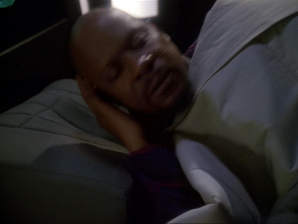 extant_StarTrek_DS9_6x19-InThePaleMoonlight_0848.jpg