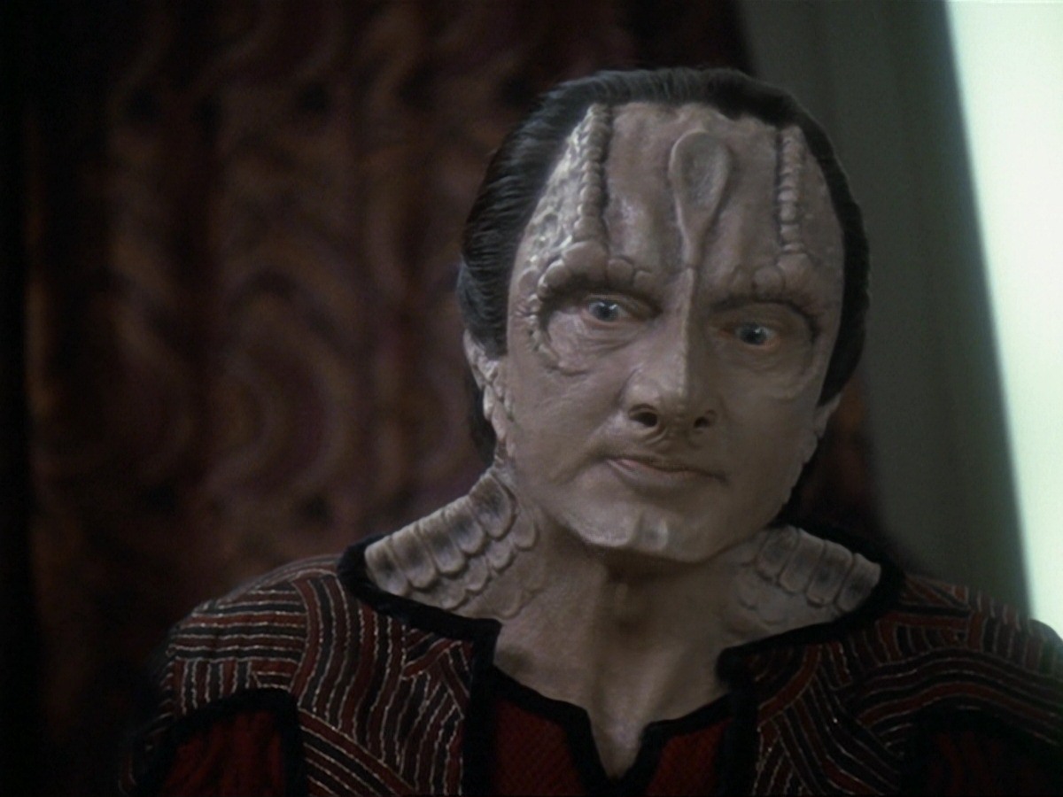 extant_StarTrek_DS9_6x19-InThePaleMoonlight_1094.jpg