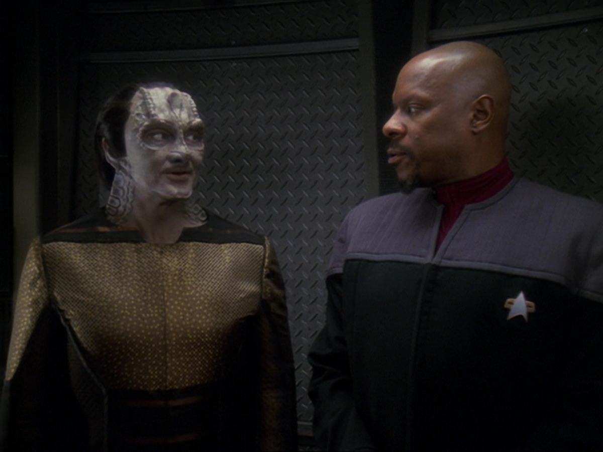 extant_StarTrek_DS9_6x19-InThePaleMoonlight_1832.jpg