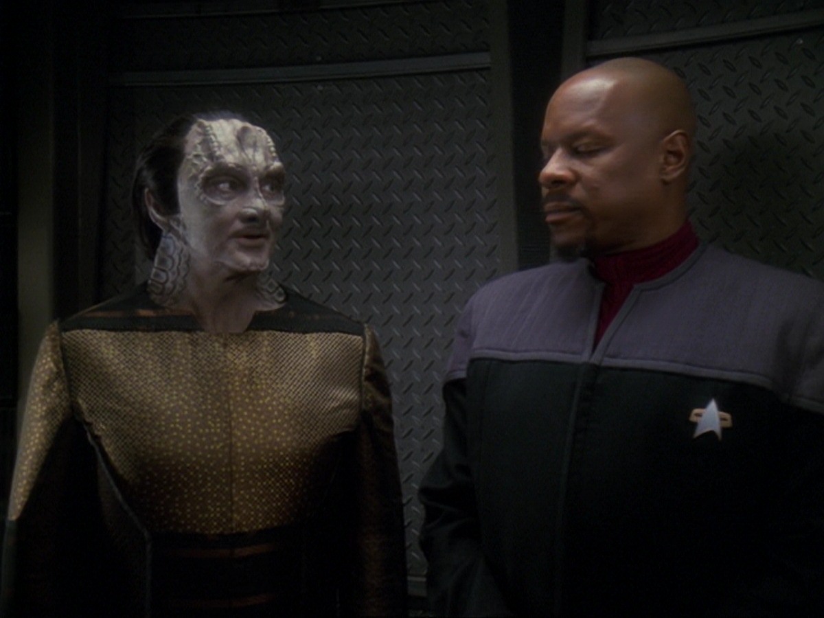 extant_StarTrek_DS9_6x19-InThePaleMoonlight_1833.jpg