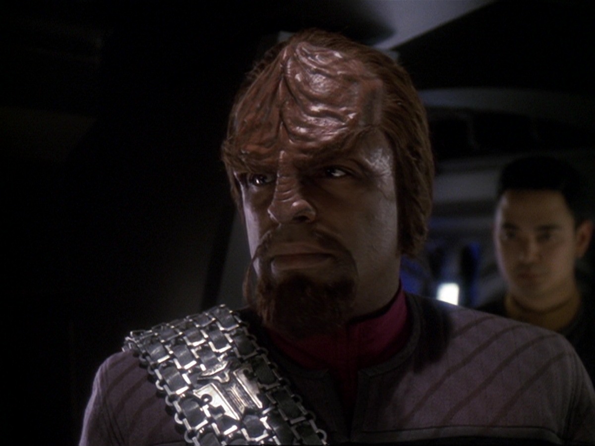 extant_StarTrek_DS9_6x19-InThePaleMoonlight_2468.jpg