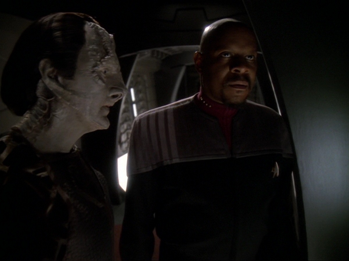 extant_StarTrek_DS9_6x19-InThePaleMoonlight_2487.jpg