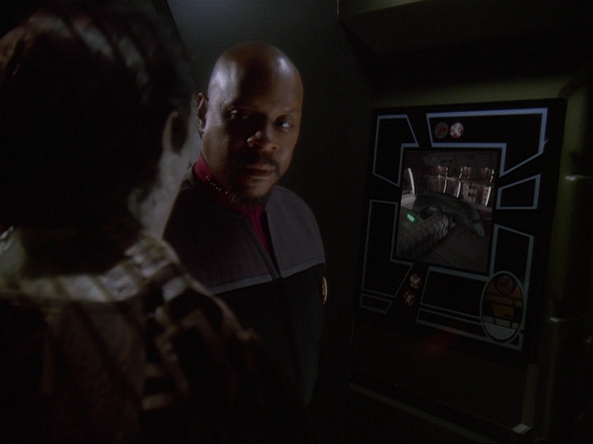 extant_StarTrek_DS9_6x19-InThePaleMoonlight_2556.jpg