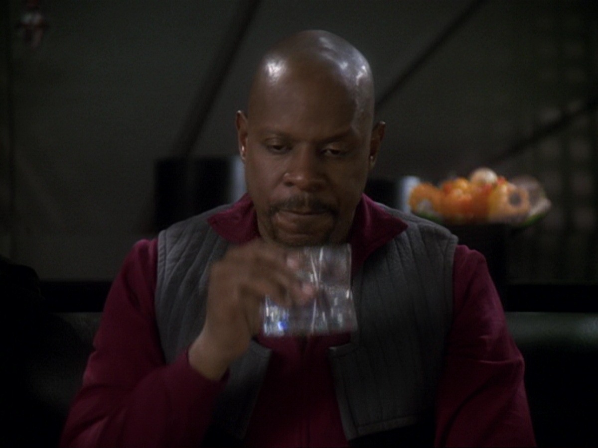 extant_StarTrek_DS9_6x19-InThePaleMoonlight_3116.jpg
