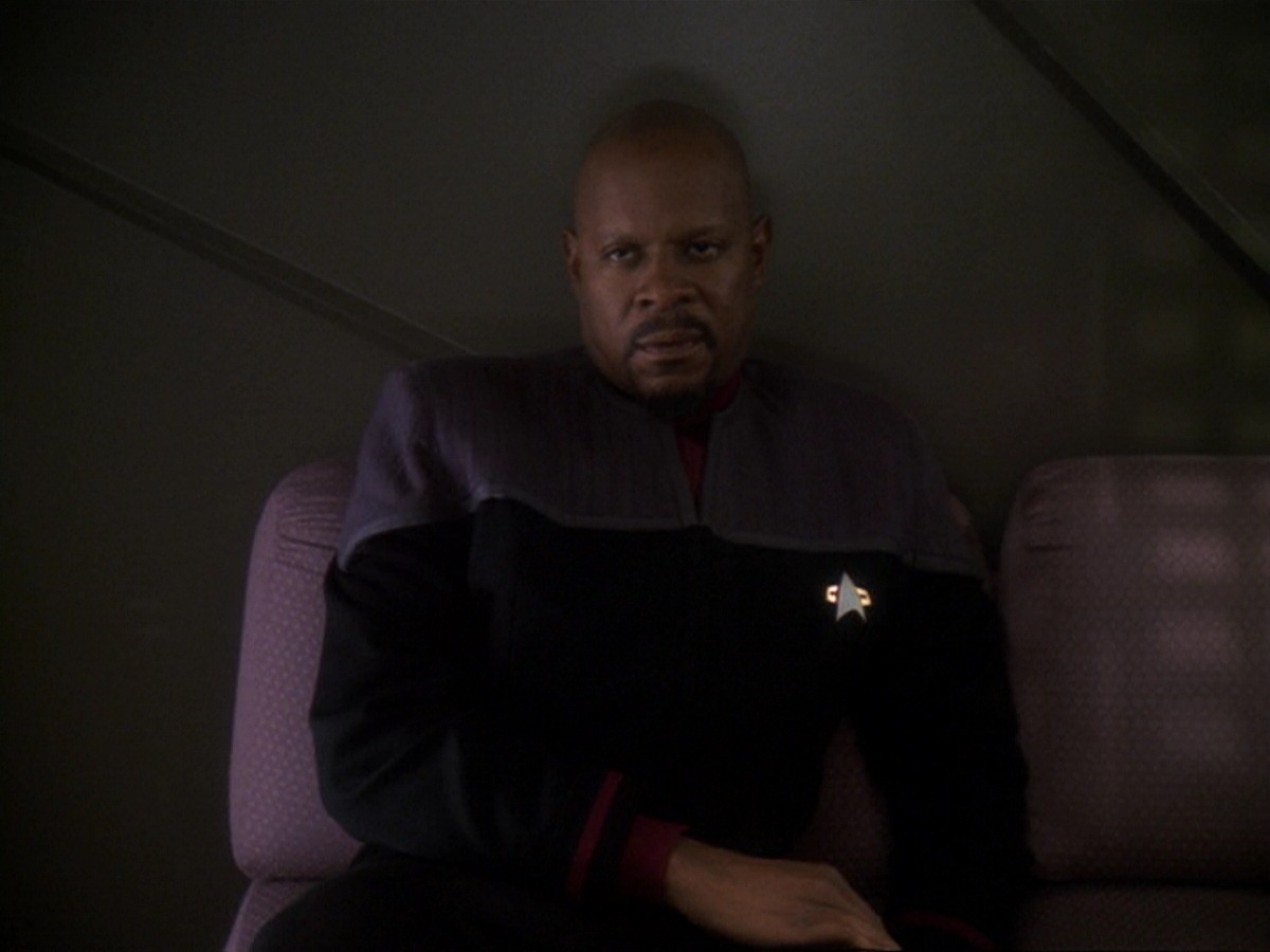 extant_StarTrek_DS9_6x19-InThePaleMoonlight_3276.jpg