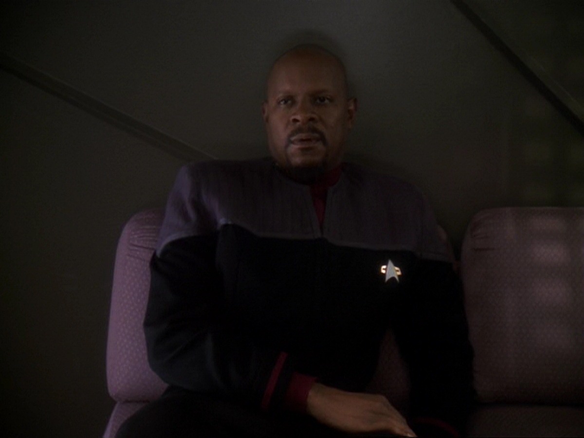 extant_StarTrek_DS9_6x19-InThePaleMoonlight_3277.jpg