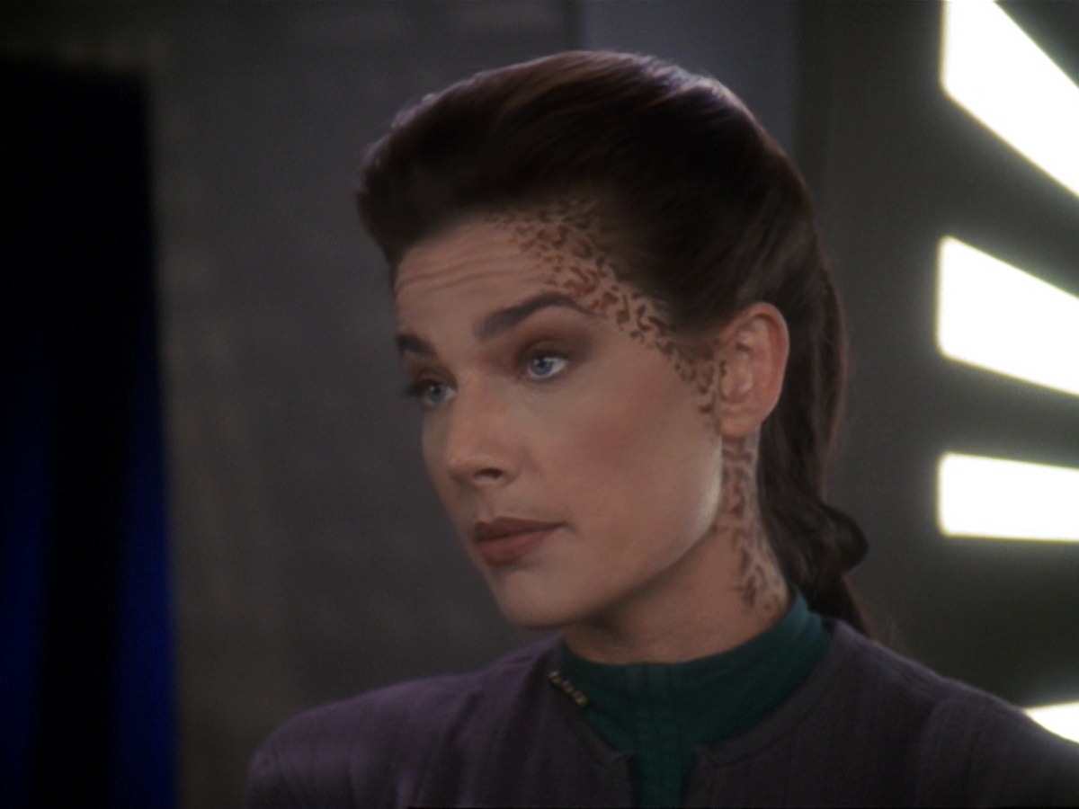 extant_StarTrek_DS9_6x19-InThePaleMoonlight_3284.jpg