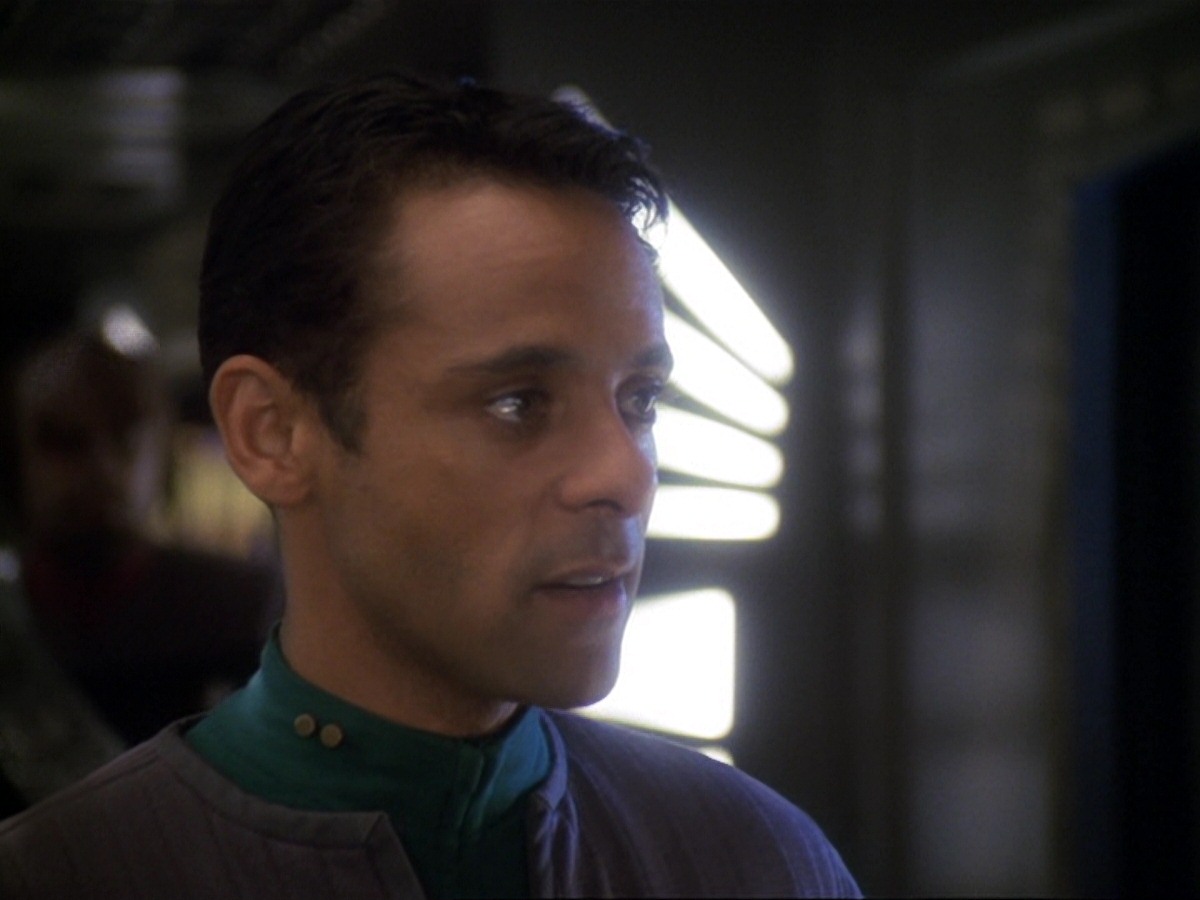 extant_StarTrek_DS9_6x19-InThePaleMoonlight_3292.jpg