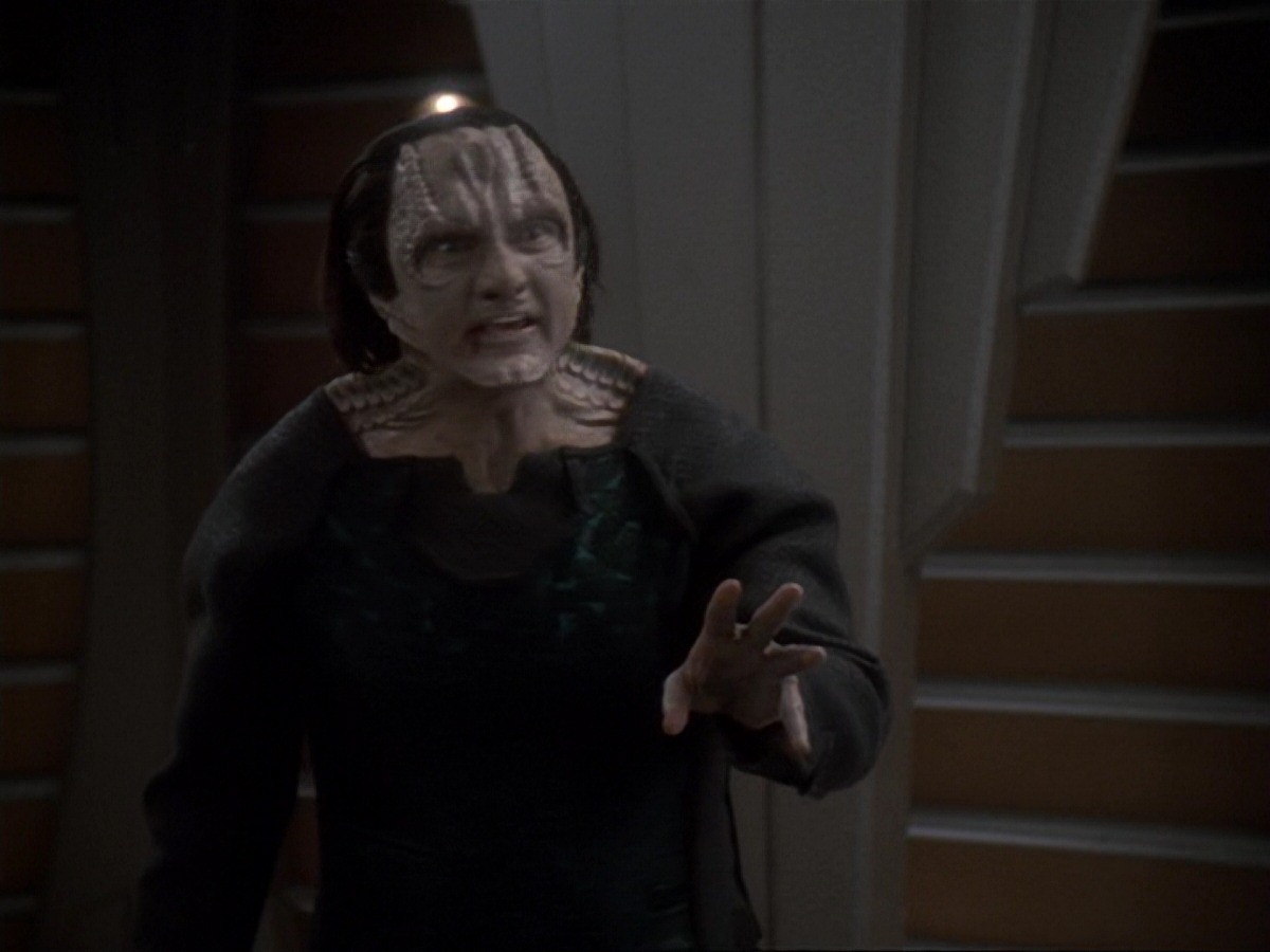 extant_StarTrek_DS9_6x19-InThePaleMoonlight_3467.jpg